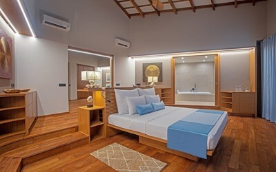 Water Suite with Pool
