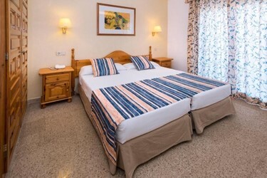 DBL with Balcony Standard