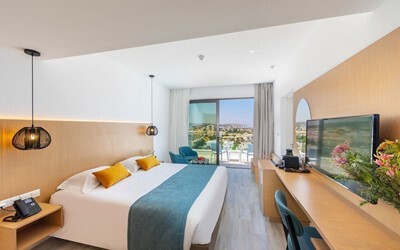 Twin Room Side Sea View