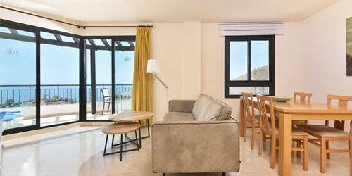 1 Bedroom Apartment Side Sea View