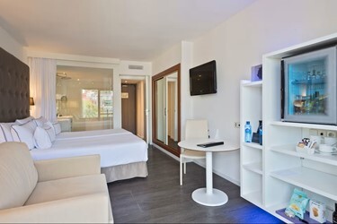 Double/Twin Standard Room