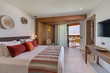 Ambassador Junior Suite