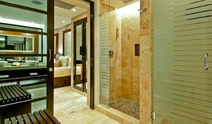 Suite 1 Bedroom