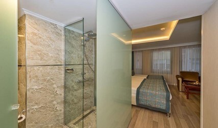 Superior Triple Room with Balcony - Free Access to Spa