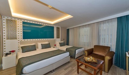 Superior Triple Room with Balcony - Free Access to Spa