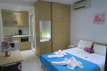 Small Double Room No View