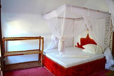 Bungalow Room