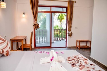  Standard Room With Share Lounge