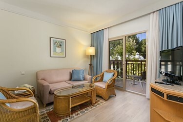 Bungalow Family Suite