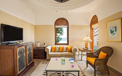 Superior Deluxe Suite