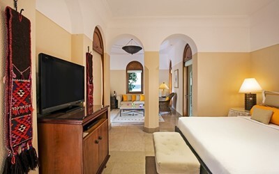 Superior Deluxe Suite