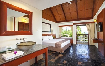 Deluxe Pool Garden View Room