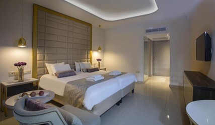 Twin Room Side Sea View