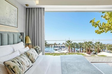 One Bedroom Suite Grand Balcony