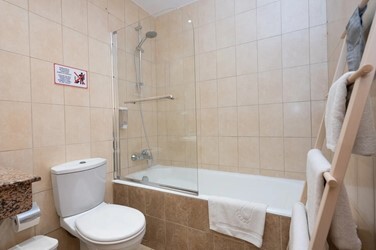 Twin Room Inland View