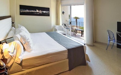 Suite with Balcony, Garden