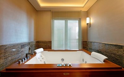 Royal Suite