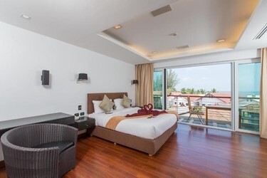 3-Bedroom Duplex Penthouse