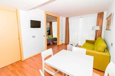 1-Bedroom Apartment