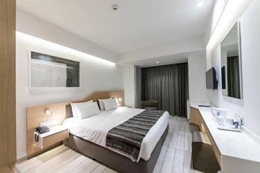 Twin Room Side Sea View