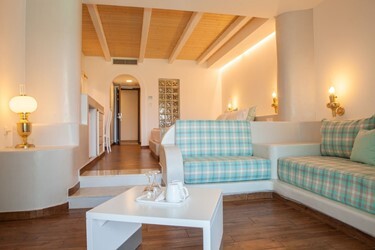 "Summer" Twin Sea View with Private Pool