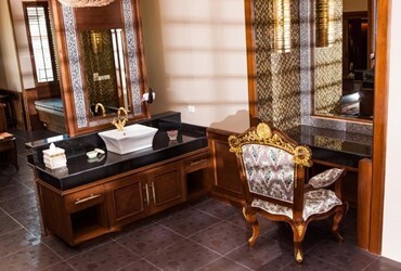 Beachfront Pool Villa