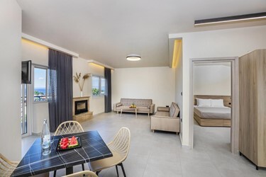 Suite 1 Bedroom