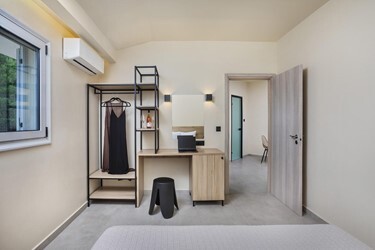 Suite 1 Bedroom