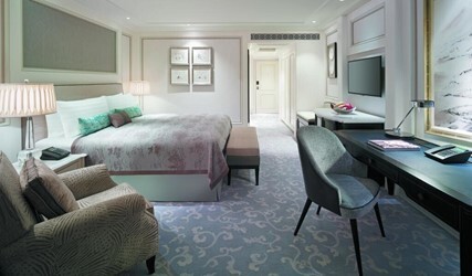 Deluxe Room with Partial Bosphorus View 
