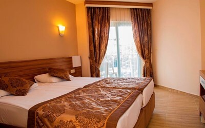 Economy Room