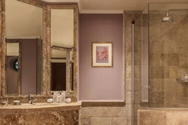 Junior Suite Room