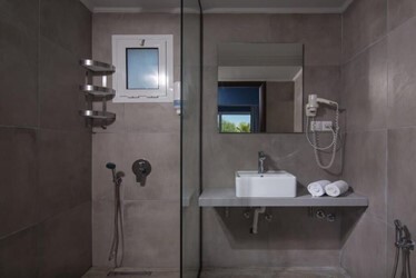 Room Double Beach Front