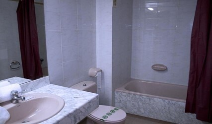 Two-Bedroom Apartment (4-6 Adults)
