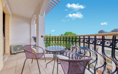 Apartment 1 Bedroom Street View APPART
