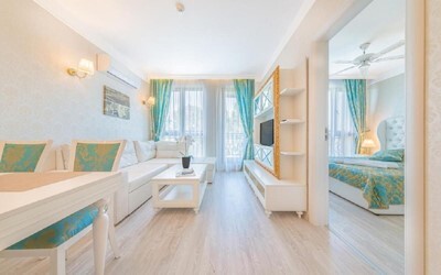 Apartment 1 Bedroom Street View APPART
