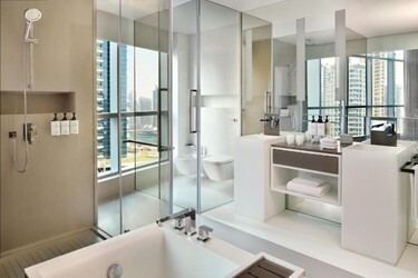 Classic Twin Room with Balcony