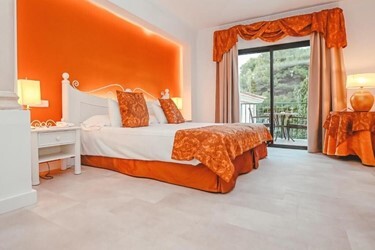 Junior Suite Room