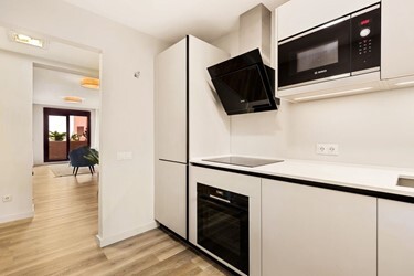 2 Bedroom Apartment Premium