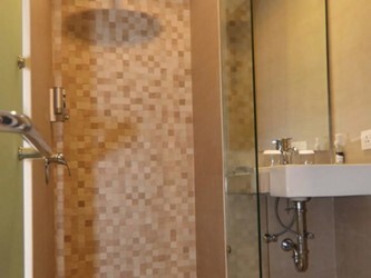 Deluxe Twin / Double Room