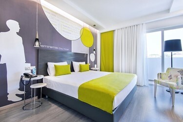 Double or Twin Deluxe Room