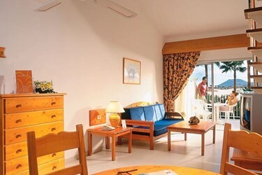 One Bedroom Maisonette Inland View