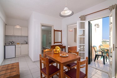 1-Bedroom Apartment with Sea View A/C