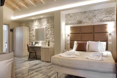 Junior Suite River Pool