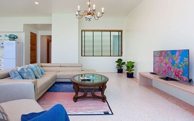 3-bedroom Seafront Pool Suite