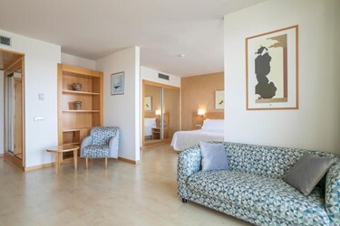 Junior Suite Ocean View Room