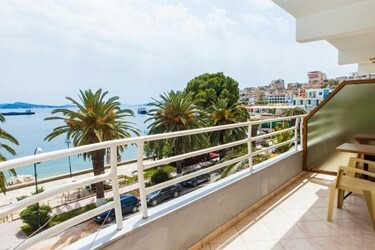 Quadriple Sea View Room