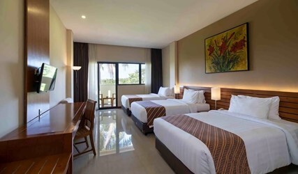 Triple Room with Balcony