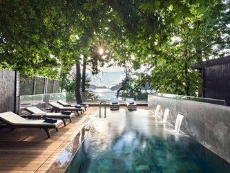 Premium Villa Garden View