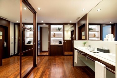 Junior Suite Room