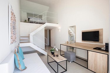 Executive Loft Suite Pool View/ Sea View